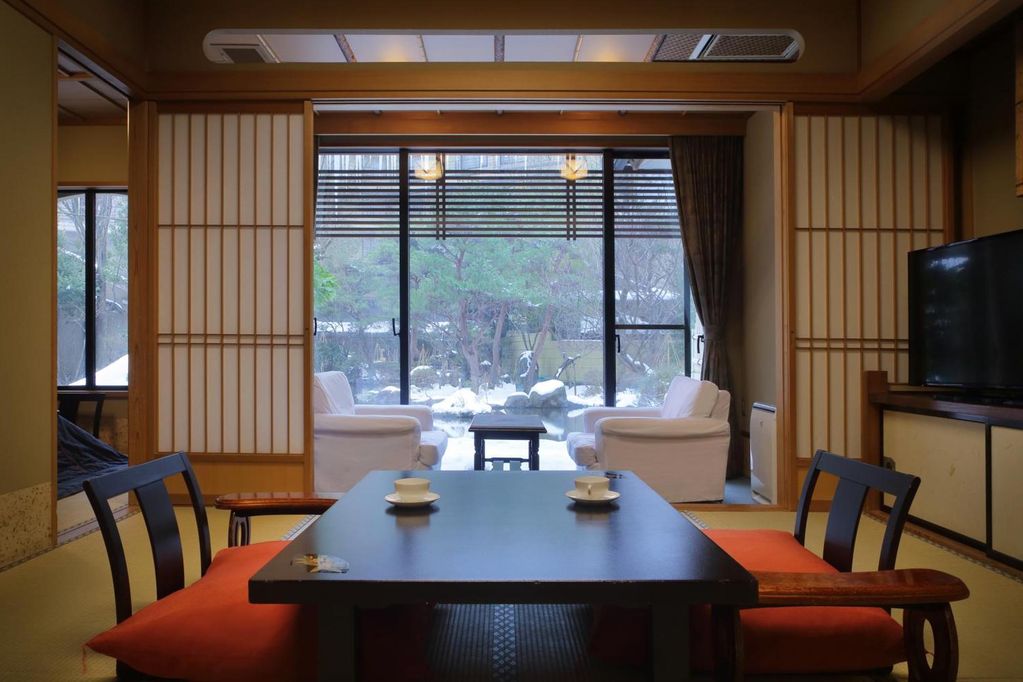 Tachibanaya Hotel Tsuruoka Buitenkant foto